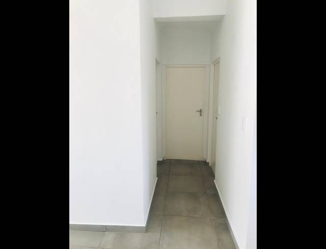 2 BEDROOM SIMPLEX FOR SALE IN GLEN ERASMIA